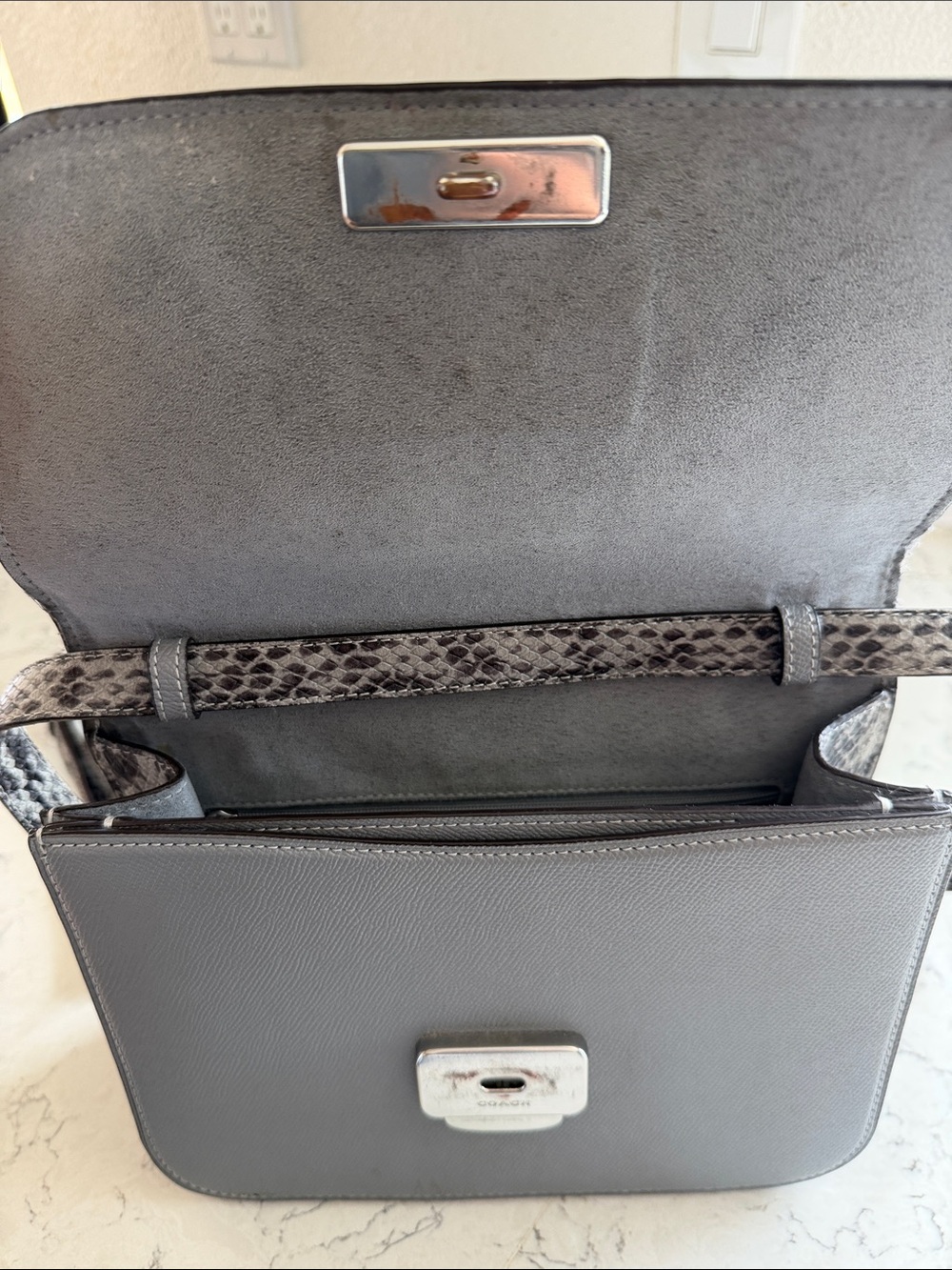 Vintage Coach New York Crossbody Gray - Picture 4 of 7